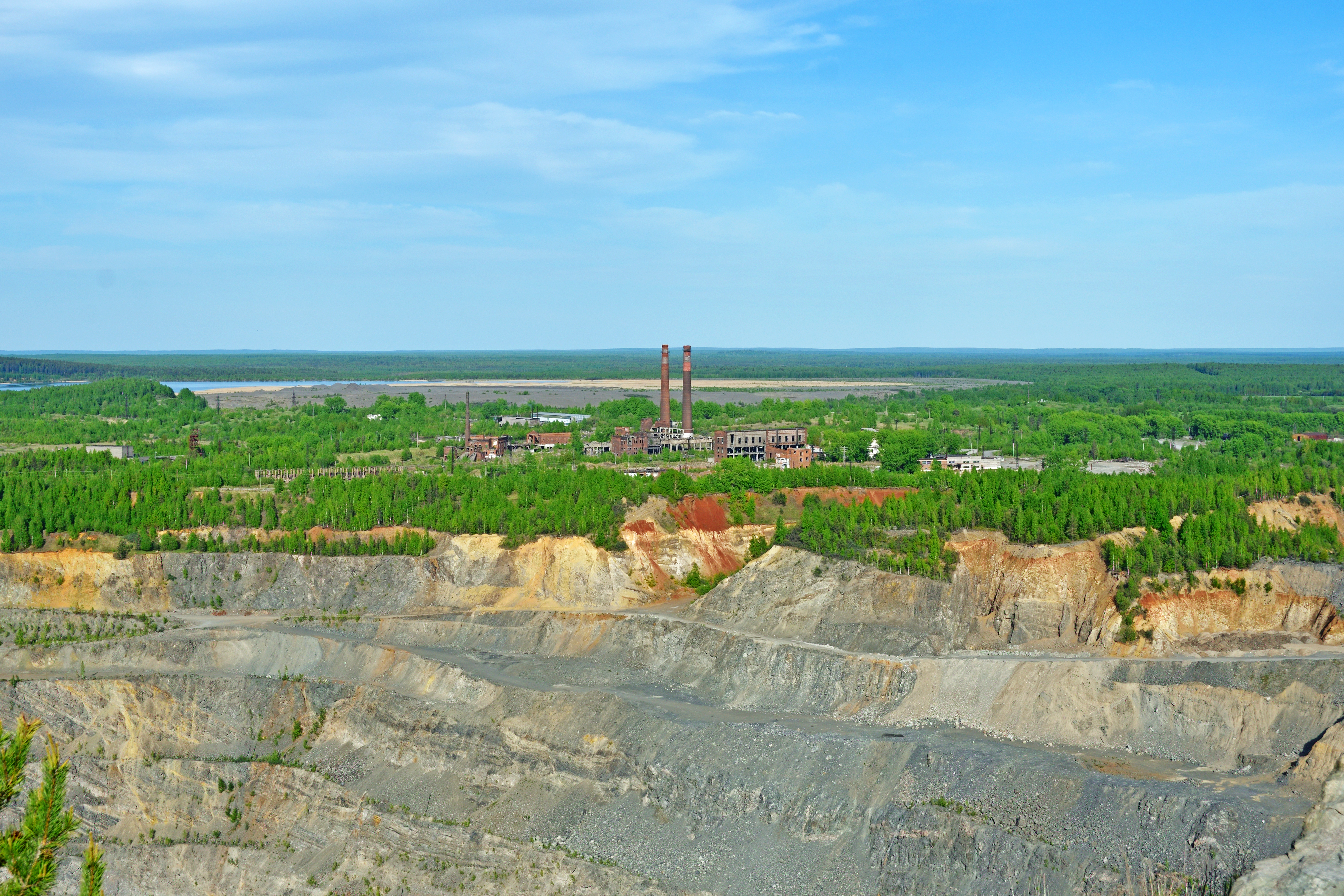 В 1745 году под екатеринбургом. Кушва Пески.