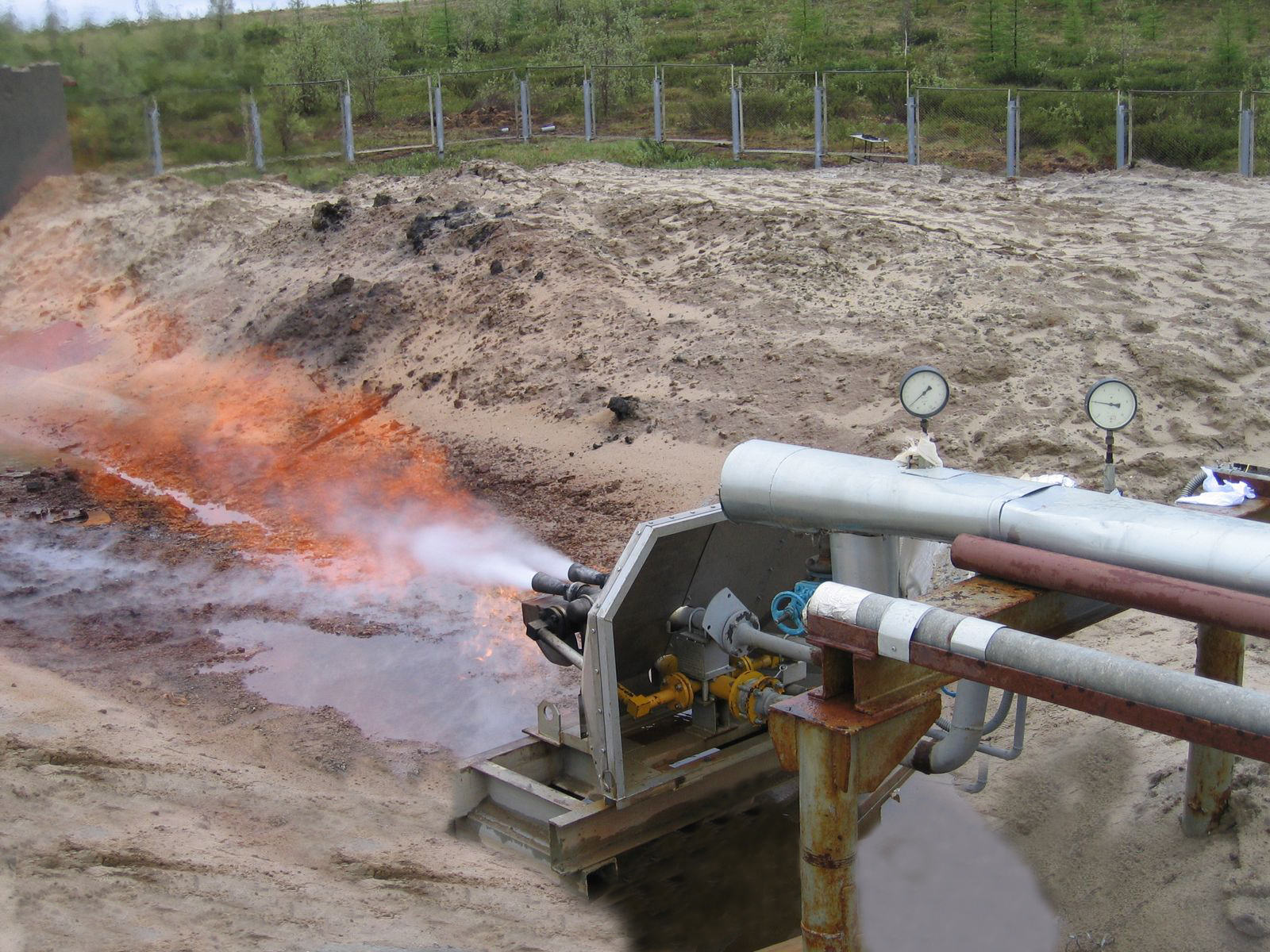 Сжигание газа с водой. Горизонтальная факельная установка ГФУ. Сжигание осадков сточных вод. Термическая утилизация сточных вод. Утилизация осадка сточных вод.