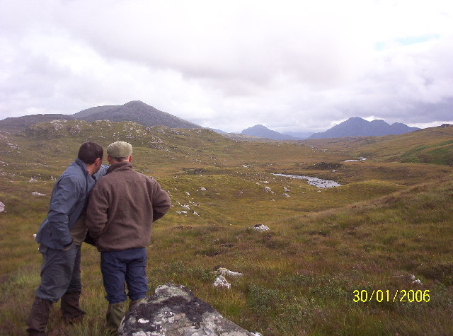 File:Little Gruinard River looking towards Beinn-a Chaisgein-Beag - geograph.org.uk - 108341.jpg