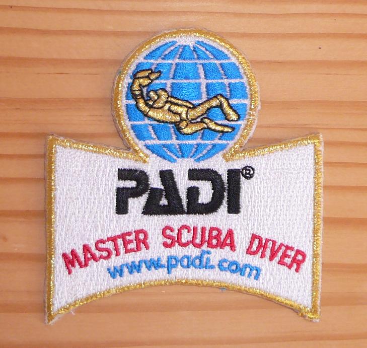 PADI PROFESSIONAL ASSOCIATION OF DIVE INSTRUCTORS MASTER SCUBA DIVER PATCH 