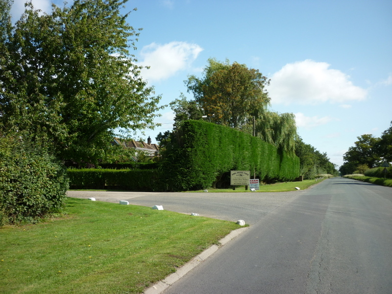 File:Pool Lane at Pool Bridge Farm - geograph.org.uk - 2519453.jpg