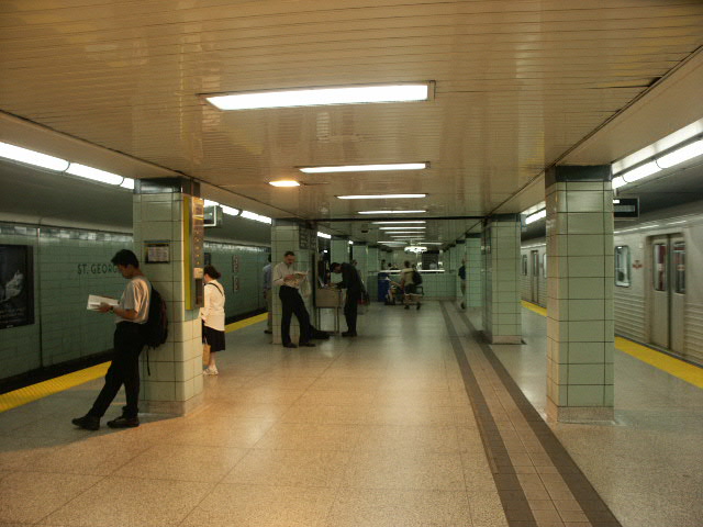 File:St George Toronto Subway.jpg