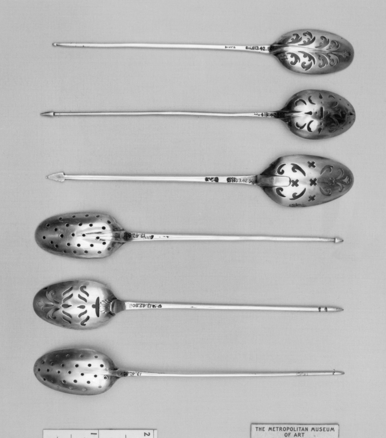 File:Strainer spoon MET 15430.jpg - Wikipedia