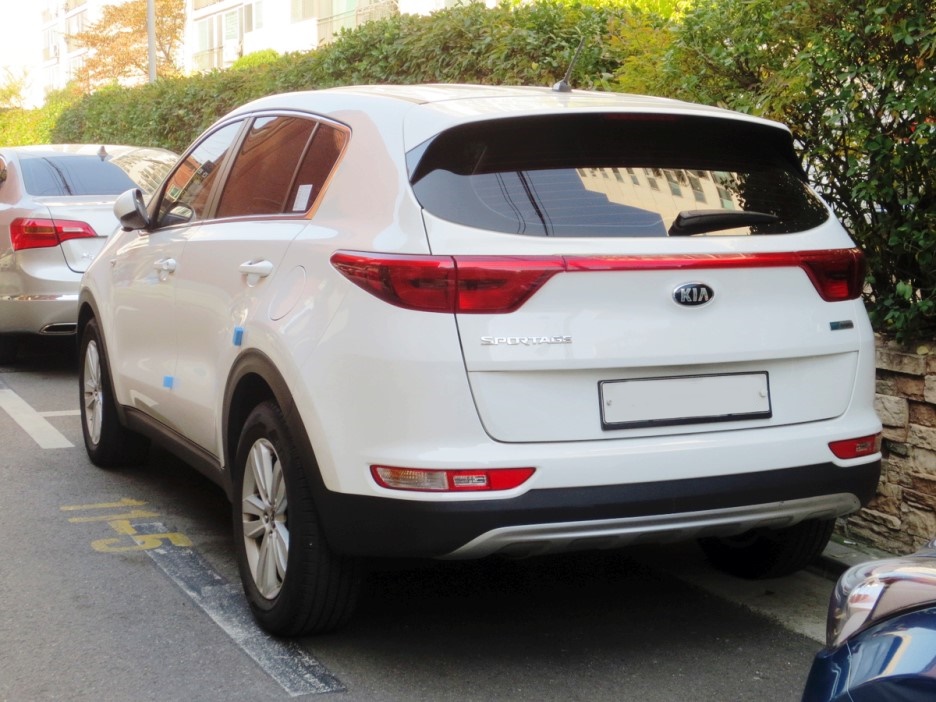 kia sportage rear