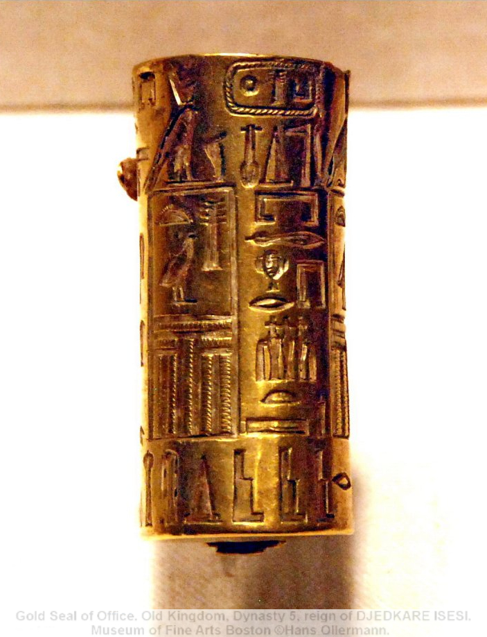 2414-2375 050 PHARAOHS OF EGYPT- Gold Seal of Office. Old Kingdom, Dynasty 5, reign of DJEDKARE ISESI. Museum of Fine Arts Boston ©Hans Ollermann