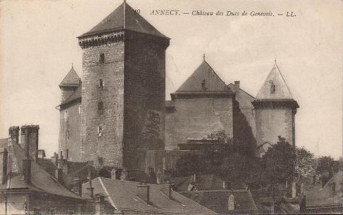 File:74-Annecy-Château des ducs du Genevois-vers 1910.JPG