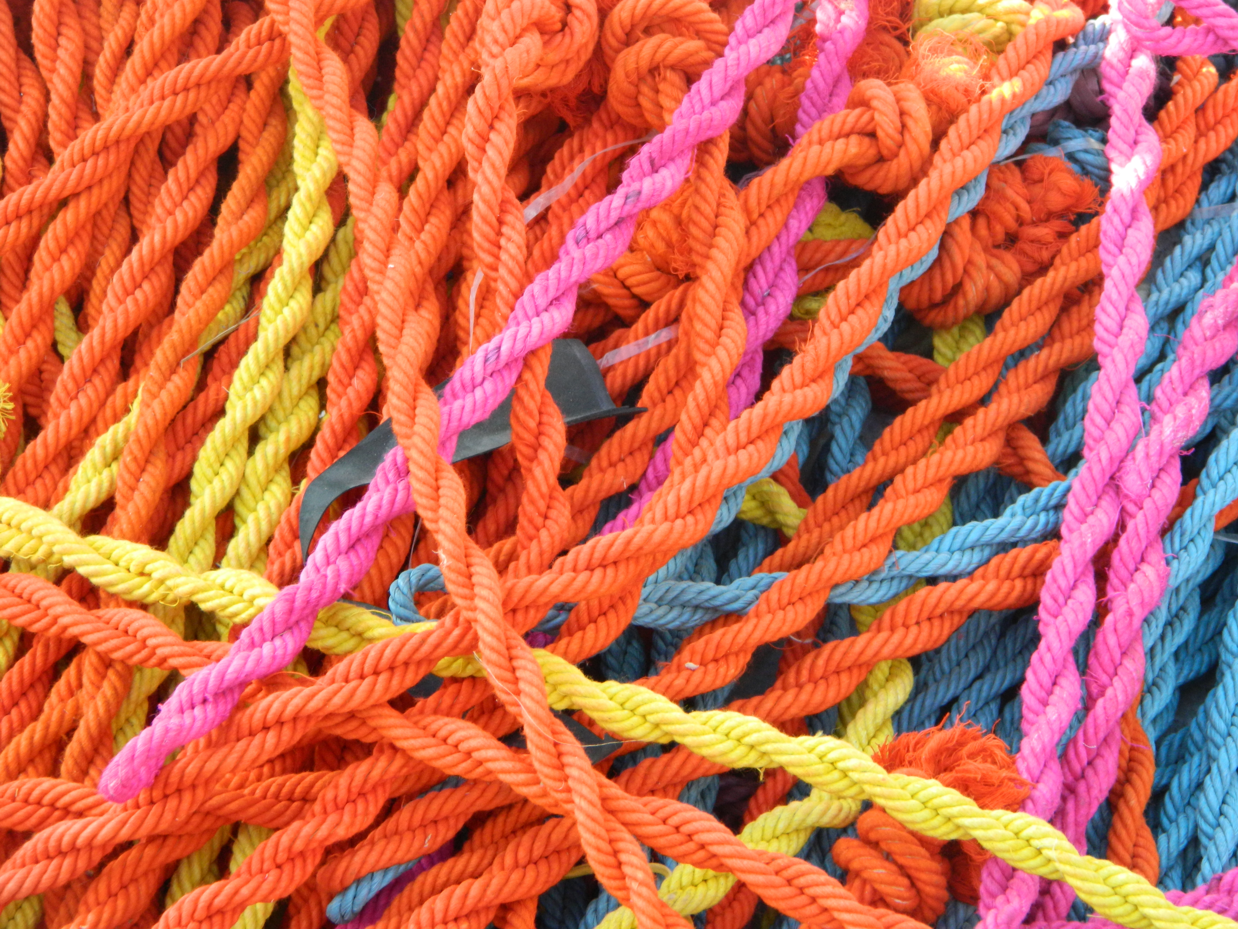 File:A aesthetic colour ropes.JPG - Wikimedia Commons