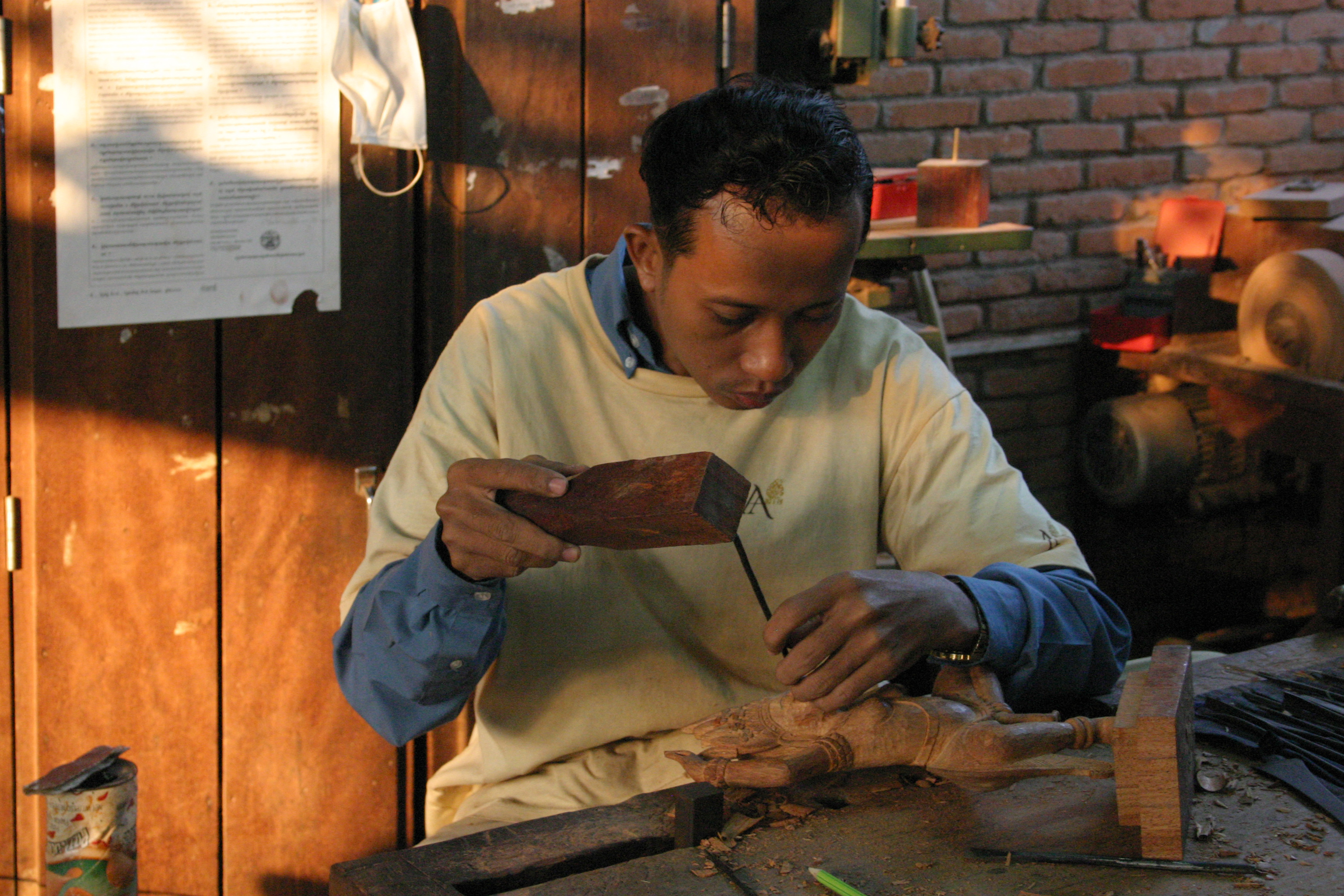 File:Wood carving tools.jpg - Wikimedia Commons