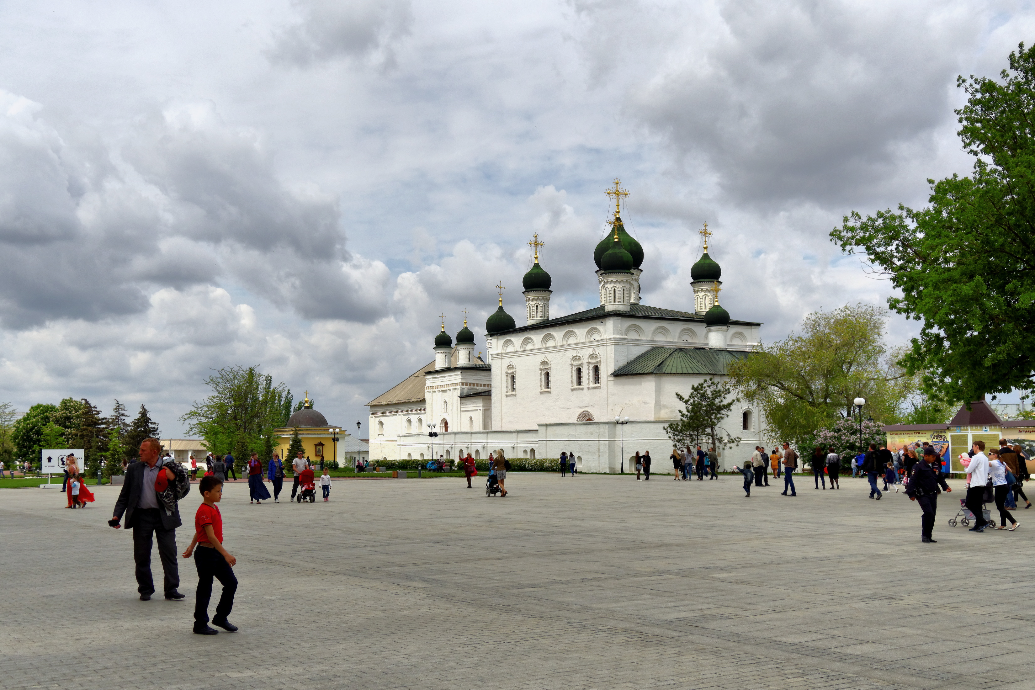 Город Астрахань Троицкий собор