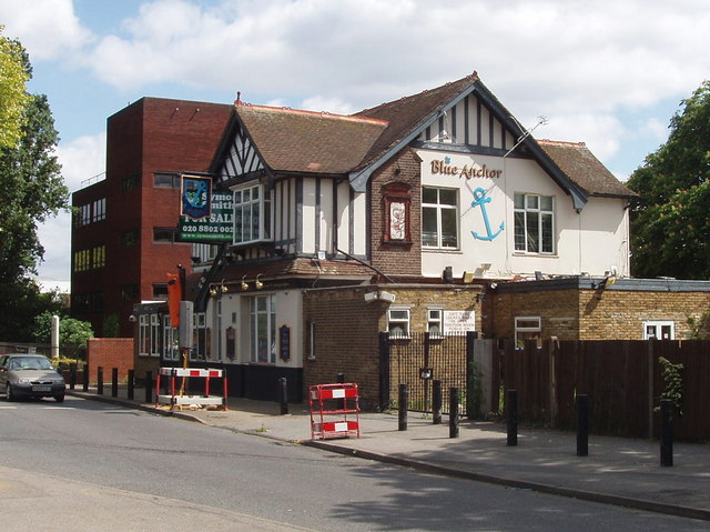 File:Blue Anchor pub (for sale) by bridge 199 - geograph.org.uk - 815435.jpg