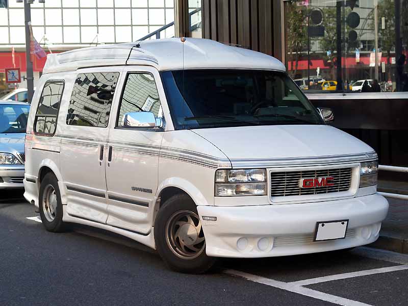 File:GMC safari-2nd-americanroad.jpg