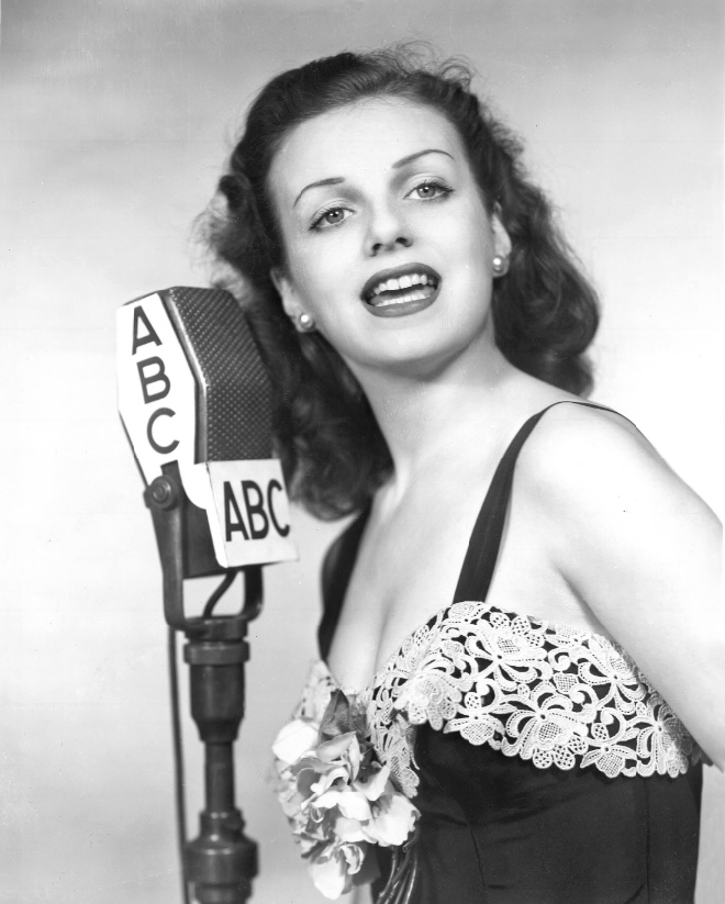 Woods performing for [[American Broadcasting Company|ABC]] in the 1940s