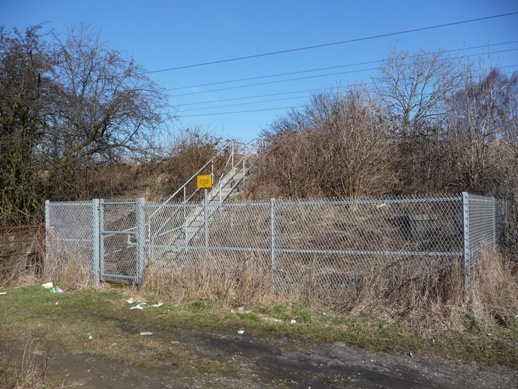 File:Protected steps onto the railway - geograph.org.uk - 1748989.jpg