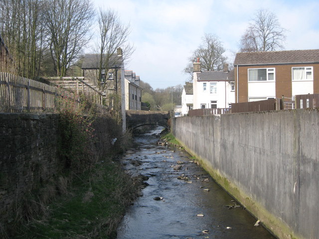 File:River Limy Crawshawbooth - geograph.org.uk - 386356.jpg