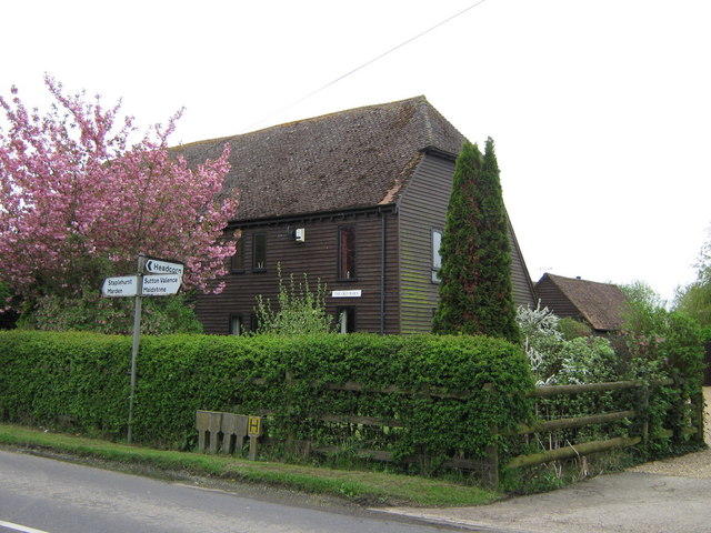 File:The Old Barn - geograph.org.uk - 1261812.jpg