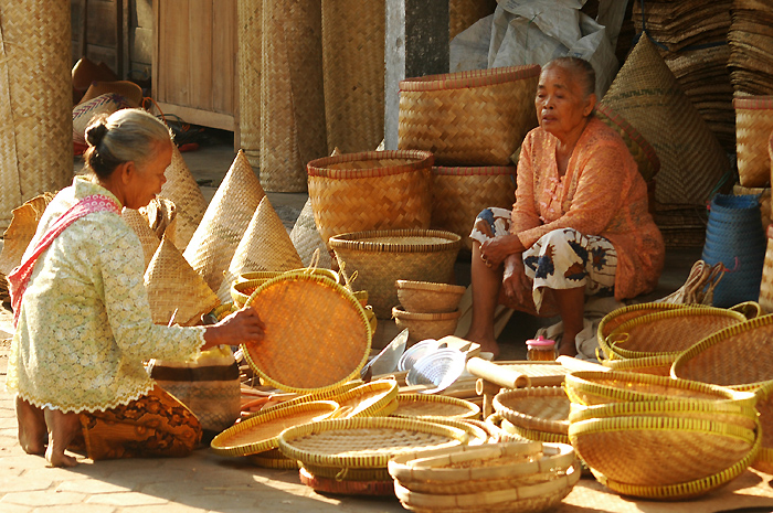 File Transaksi kerajinan  bambu jpg Wikimedia Commons