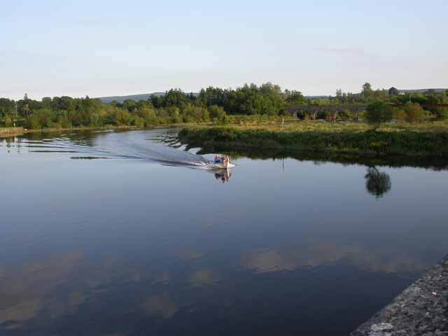 Archivo: 'The Bend' en Cappoquin - geograph.org.uk - 147620.jpg