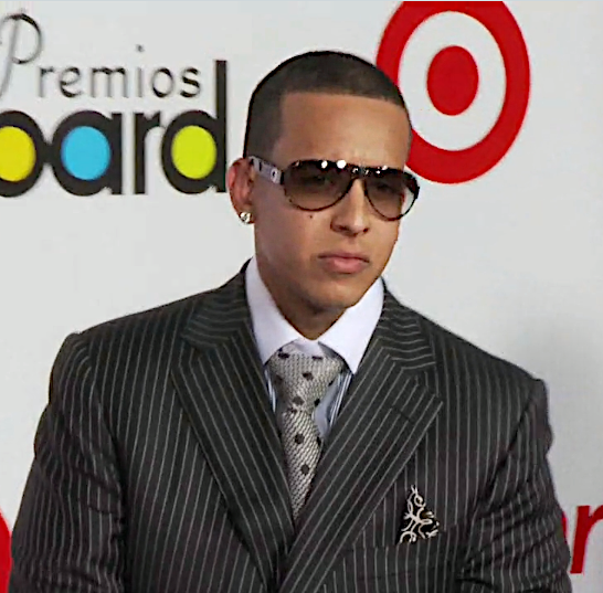 File 09 Billboard Awards Red Carpet Daddy Yankee 6 09 Sec Png Wikimedia Commons