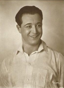 <span class="mw-page-title-main">Angelo Ferrari</span> Italian actor (1897–1945)