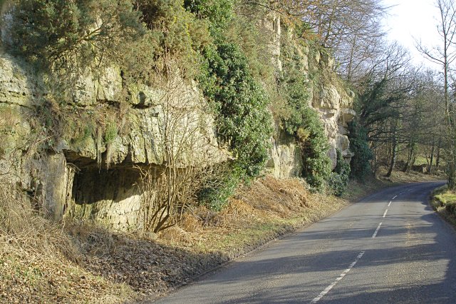 File:Charlie's Rock - geograph.org.uk - 694247.jpg