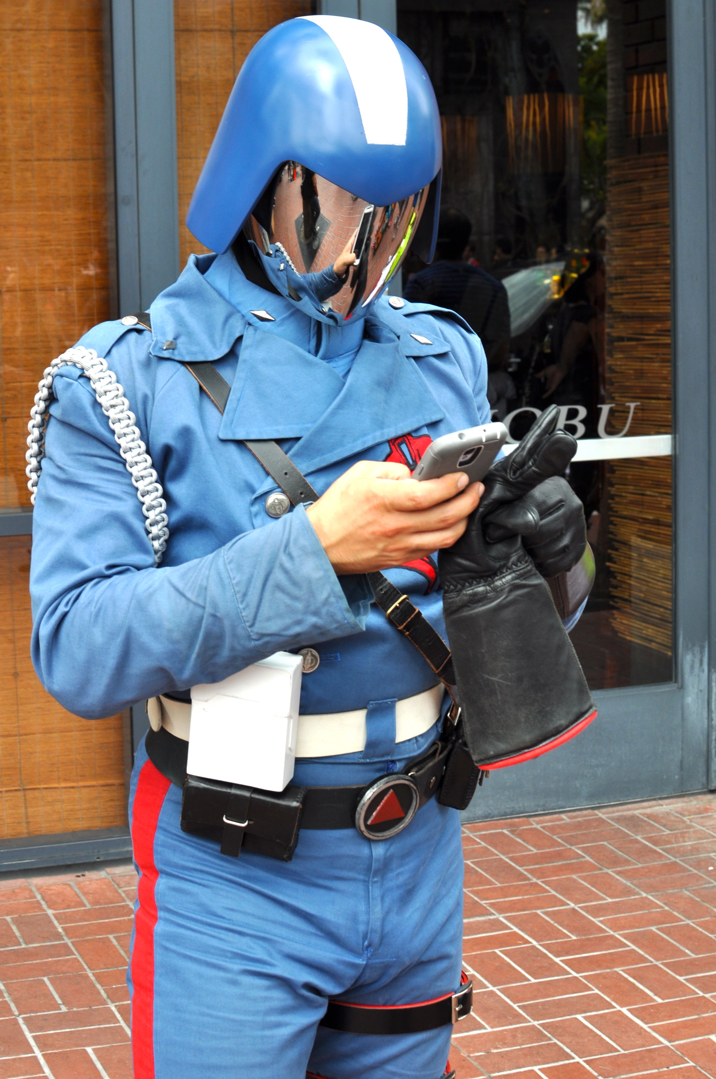 File:Comic Con 2013 - Cobra Commander (9333181409).jpg - Wikimedia