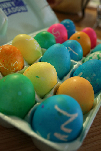 [Ordinary Dyed Eggs]