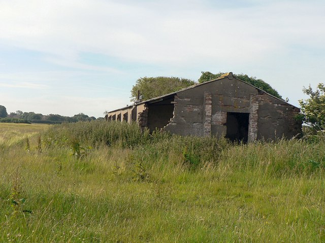 File:Farm ruin, Flemingston - geograph.org.uk - 858286.jpg