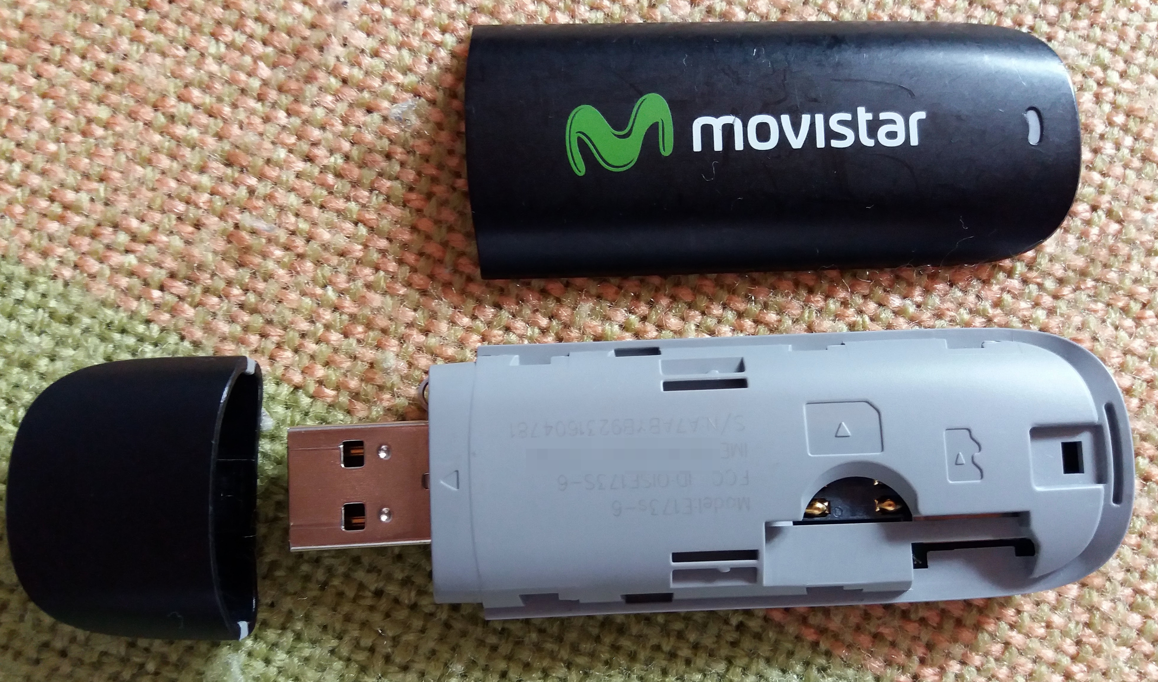 File:Huawei E173 3G HSPA+ Modem USB Movistar Colombia (5).jpg - Wikimedia