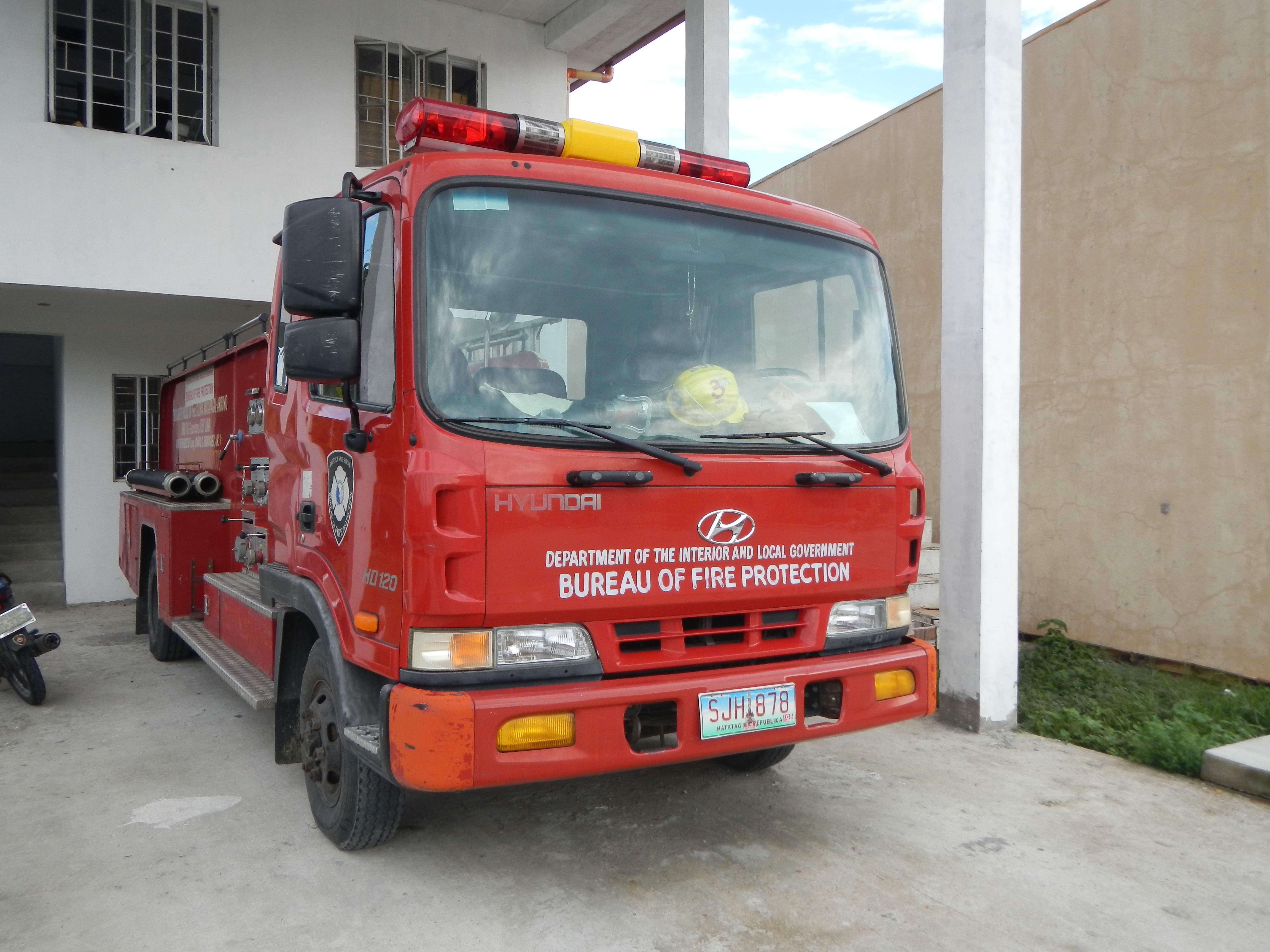 Nissan Diesel Condor пожарная машина