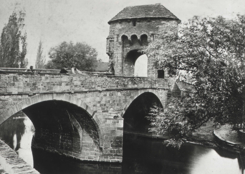File:Monnow Bridge (3).jpg