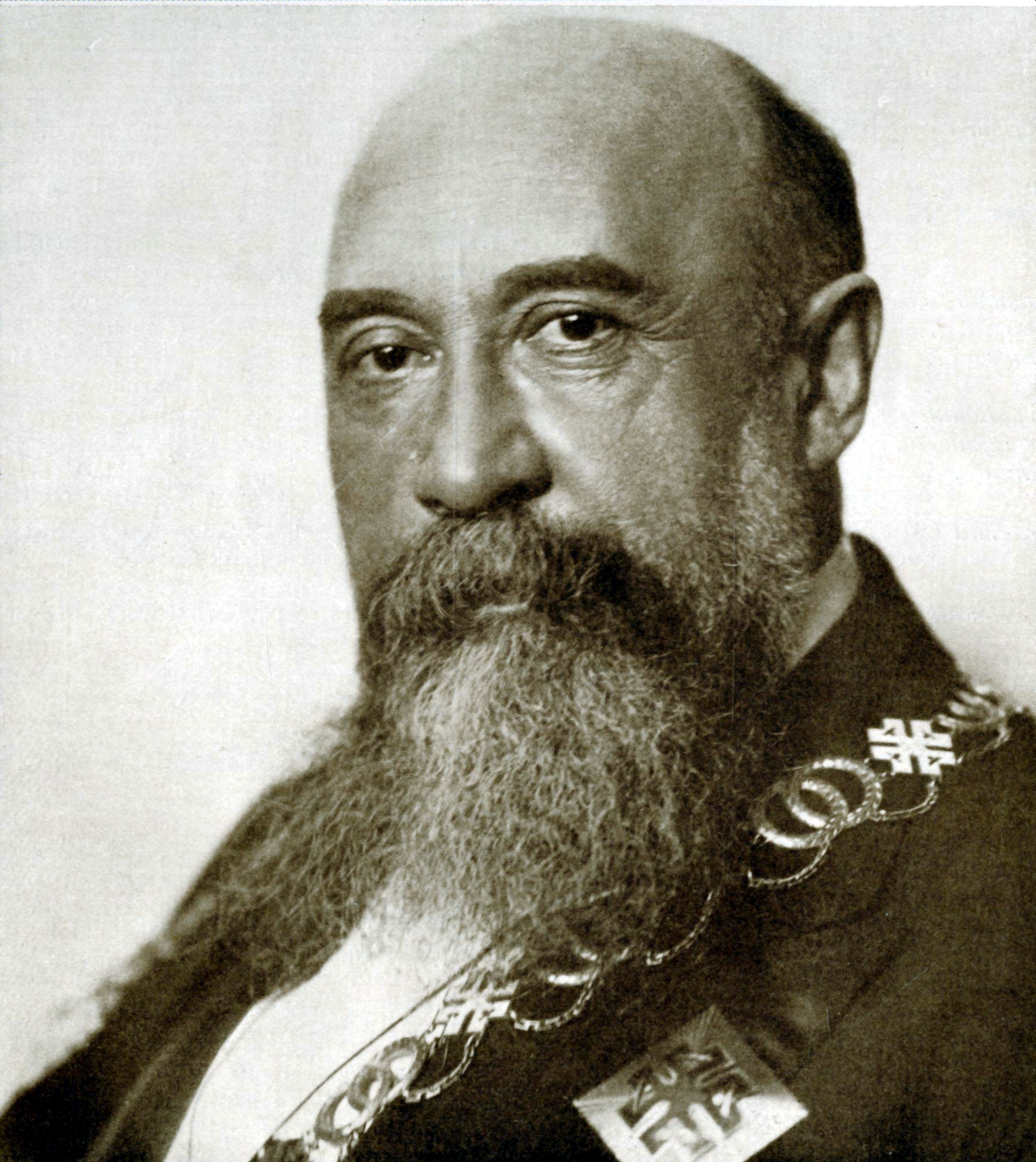 Nicolae Iorga - Wikipedia