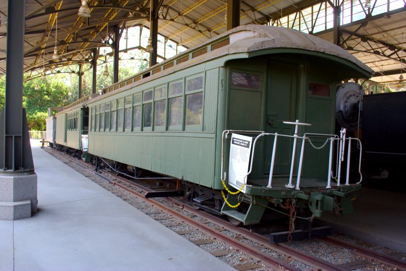 File:Oahu Railway and Land Company equipment at Travel Town.jpg