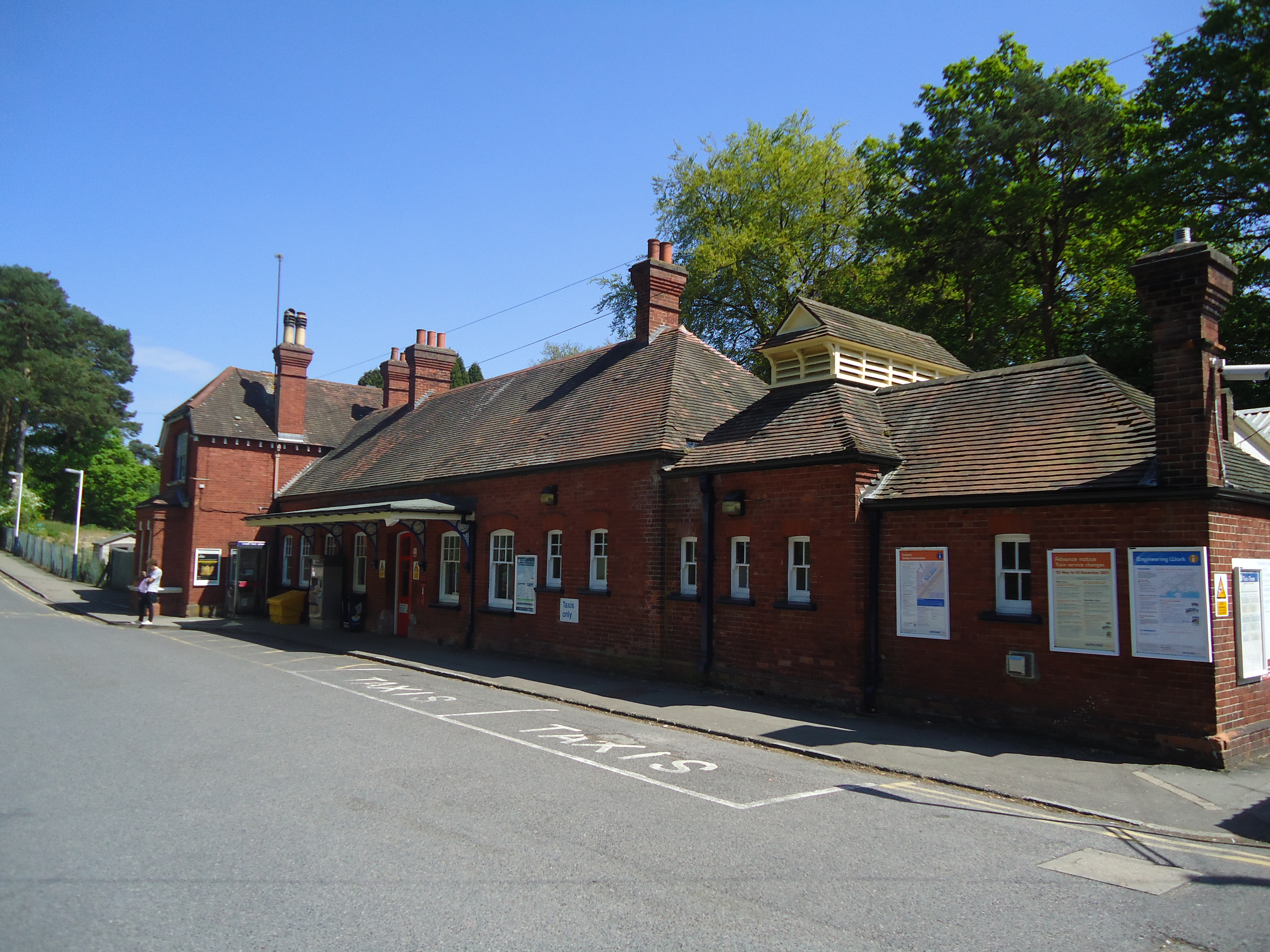 Oxshott railway station