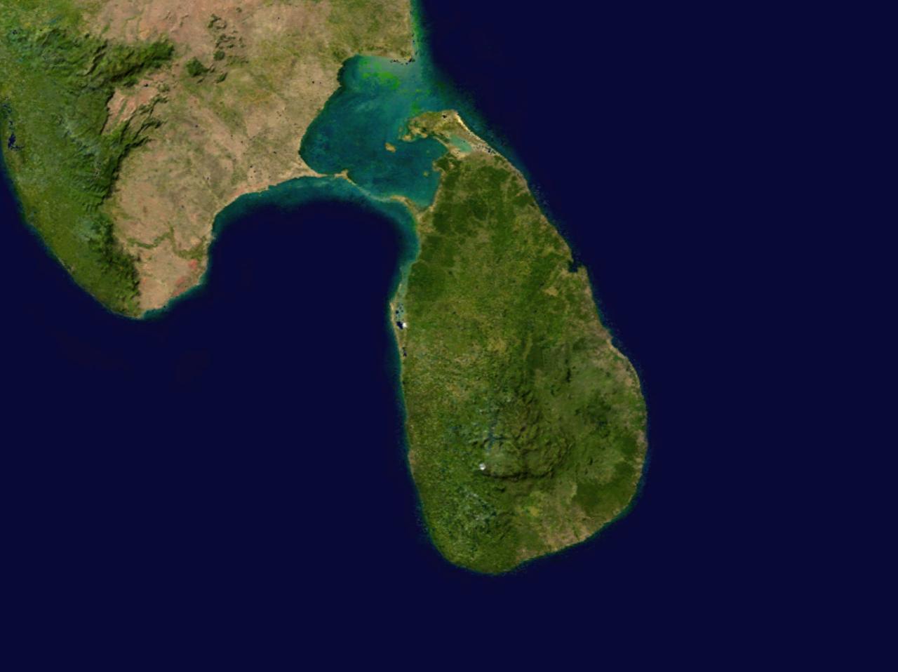 Гугл шри ланка. Космический снимок остров Шри-Ланка. Шри Ланка со спутника. Шри Ланка вид из космоса. Остров Шри Ланка вид сверху.