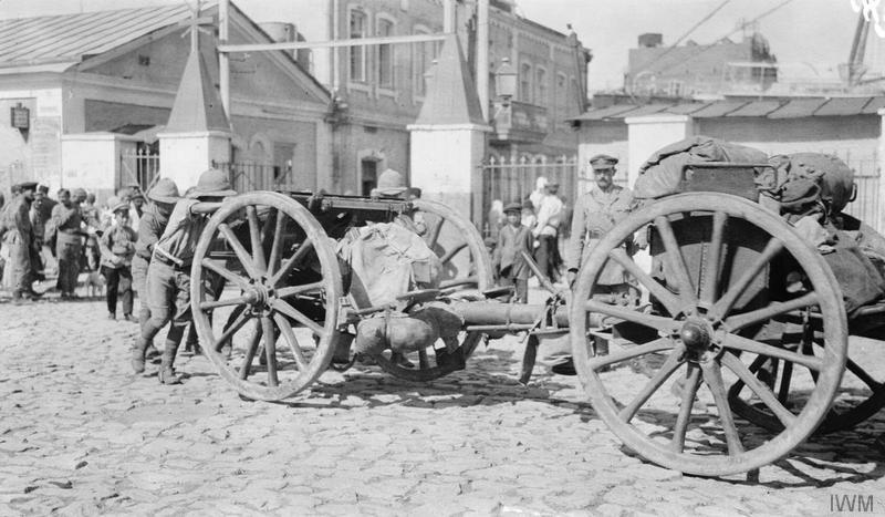 File:The first British guns arriving in Baku, August 1918, to prepare the defence of the city and its valuable oil resources.jpg