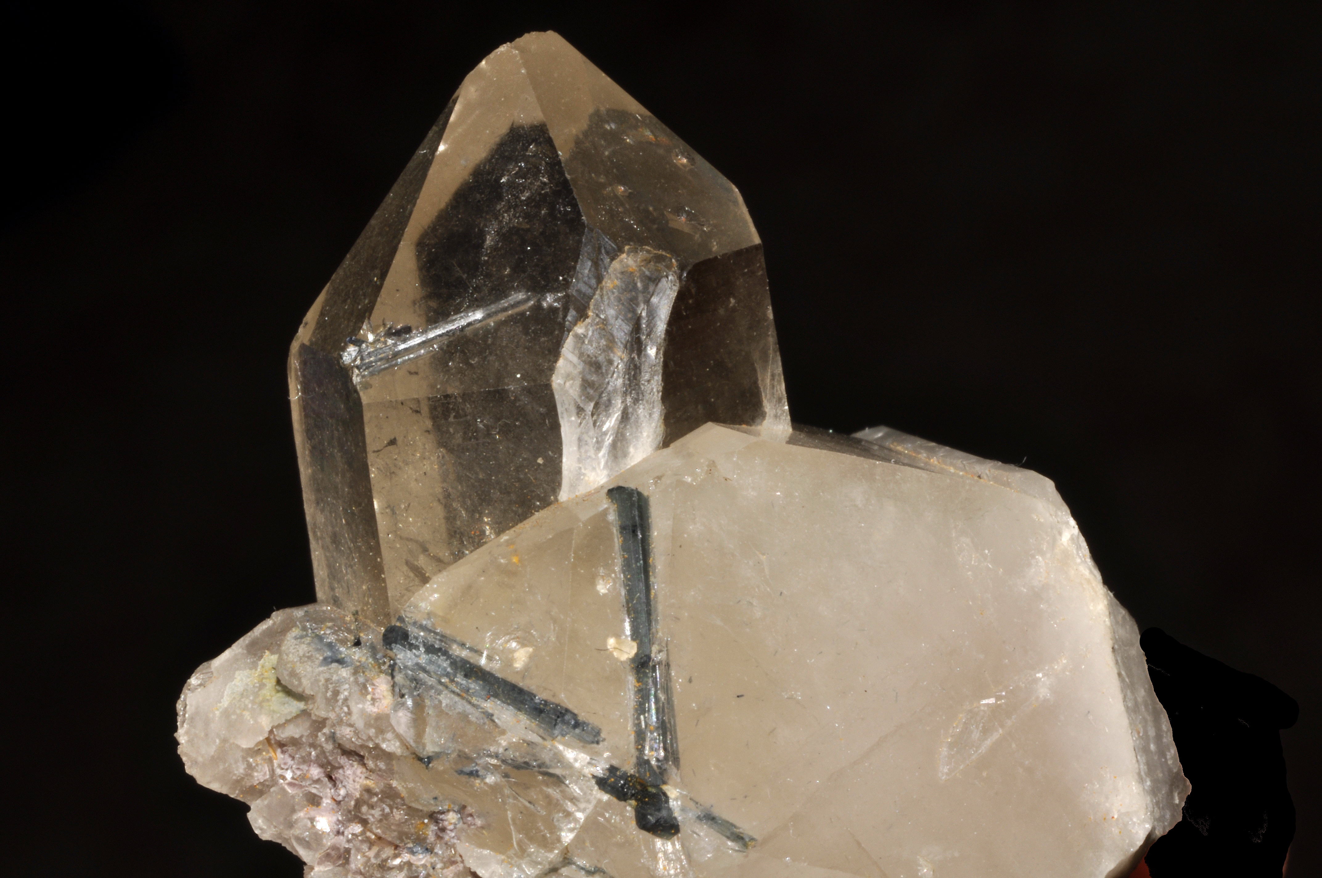 S quartz