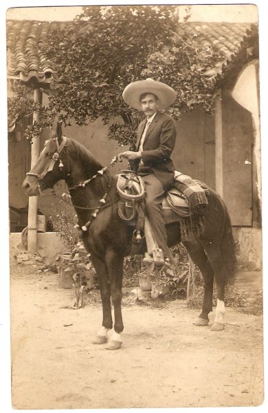 File:Trinidad a caballo.jpg