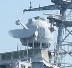 РЛС Type 343 на эсминце DDG-105 «Дзинань», 2011 г.