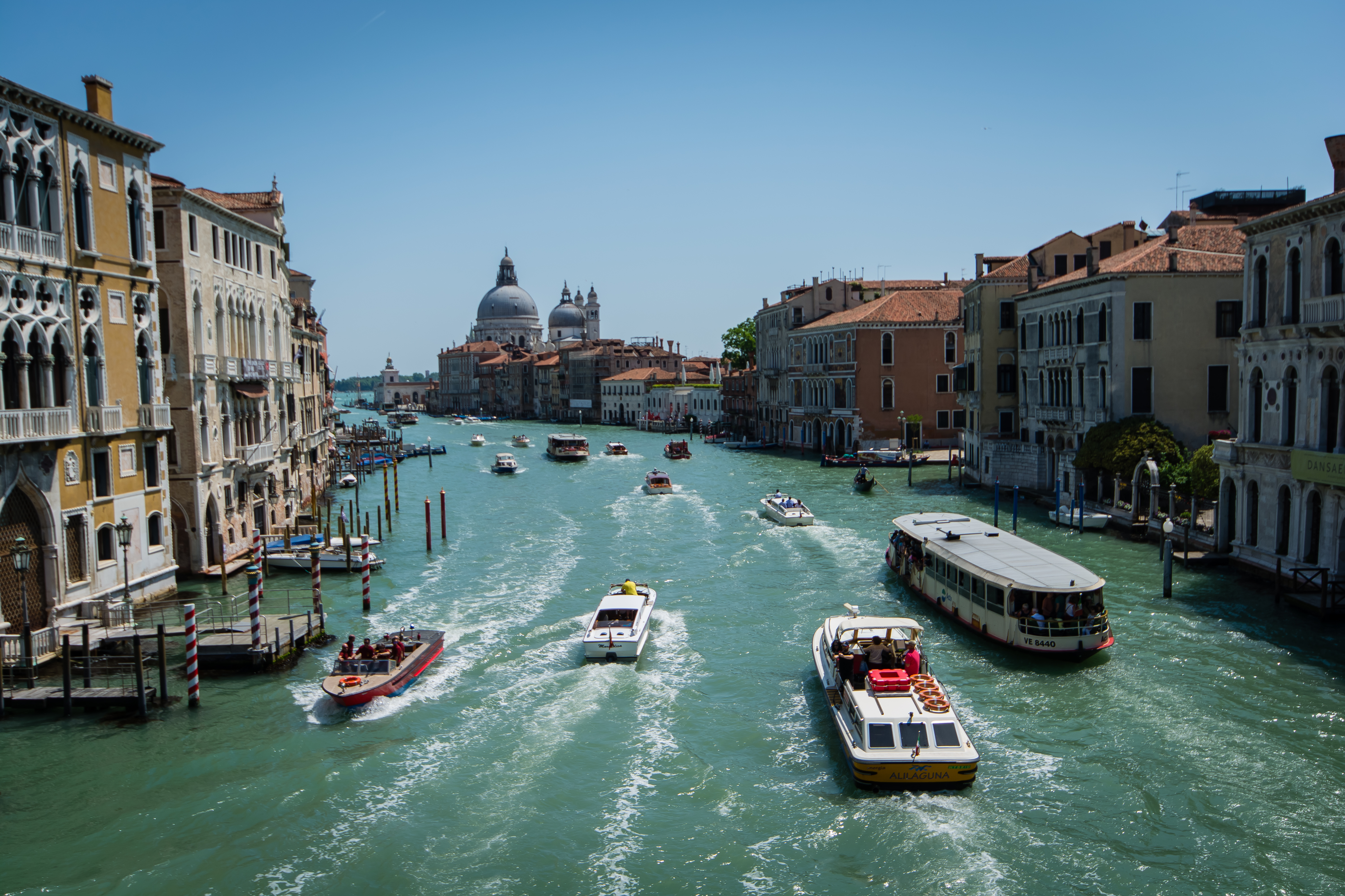 Венеция столица какого государства. Италия Grand canal. Canal grande Венеция. Гранд канал Италия. Италия туризм Венеция.