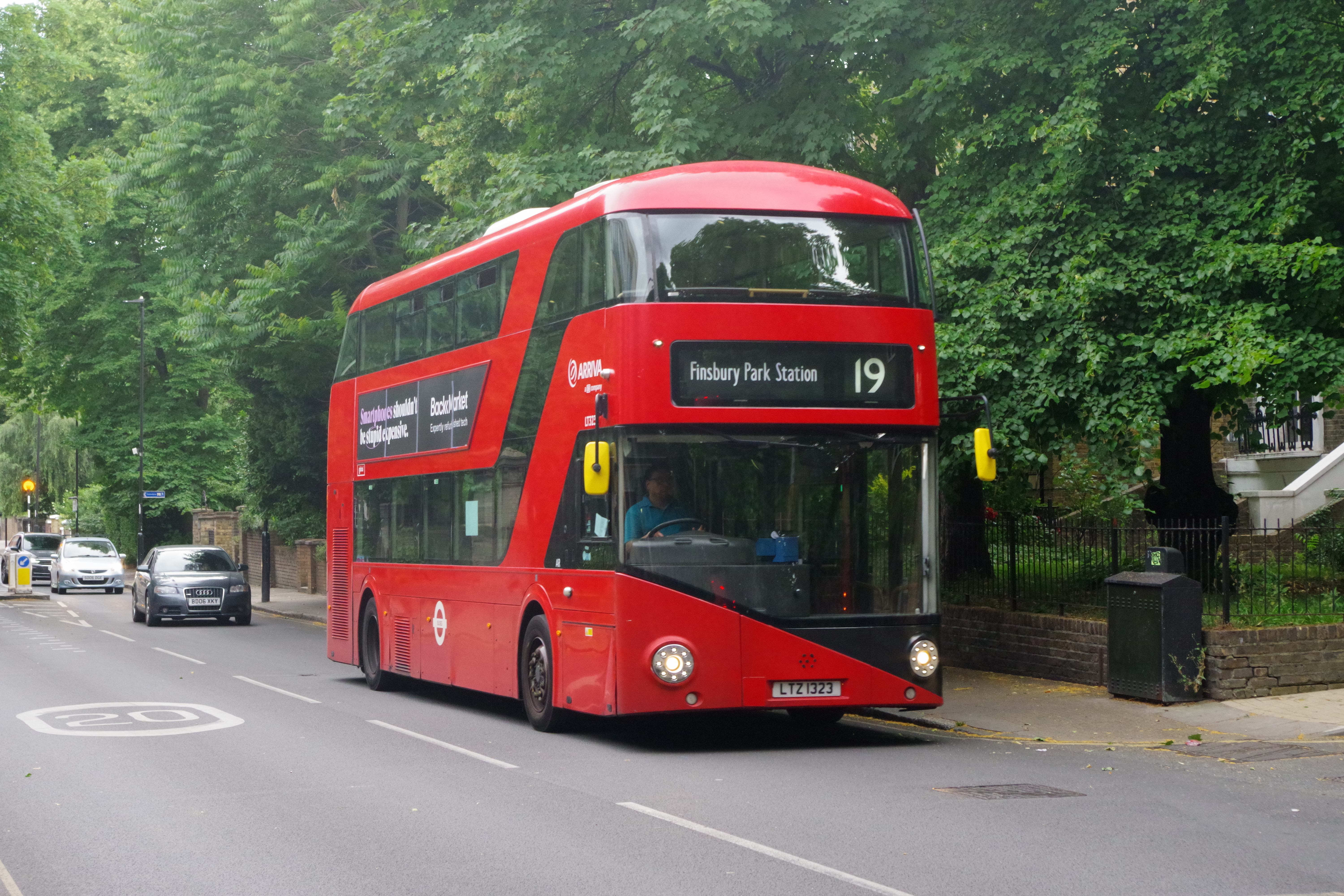 Bus Stop Time Porn - London Buses route 19 - Wikipedia