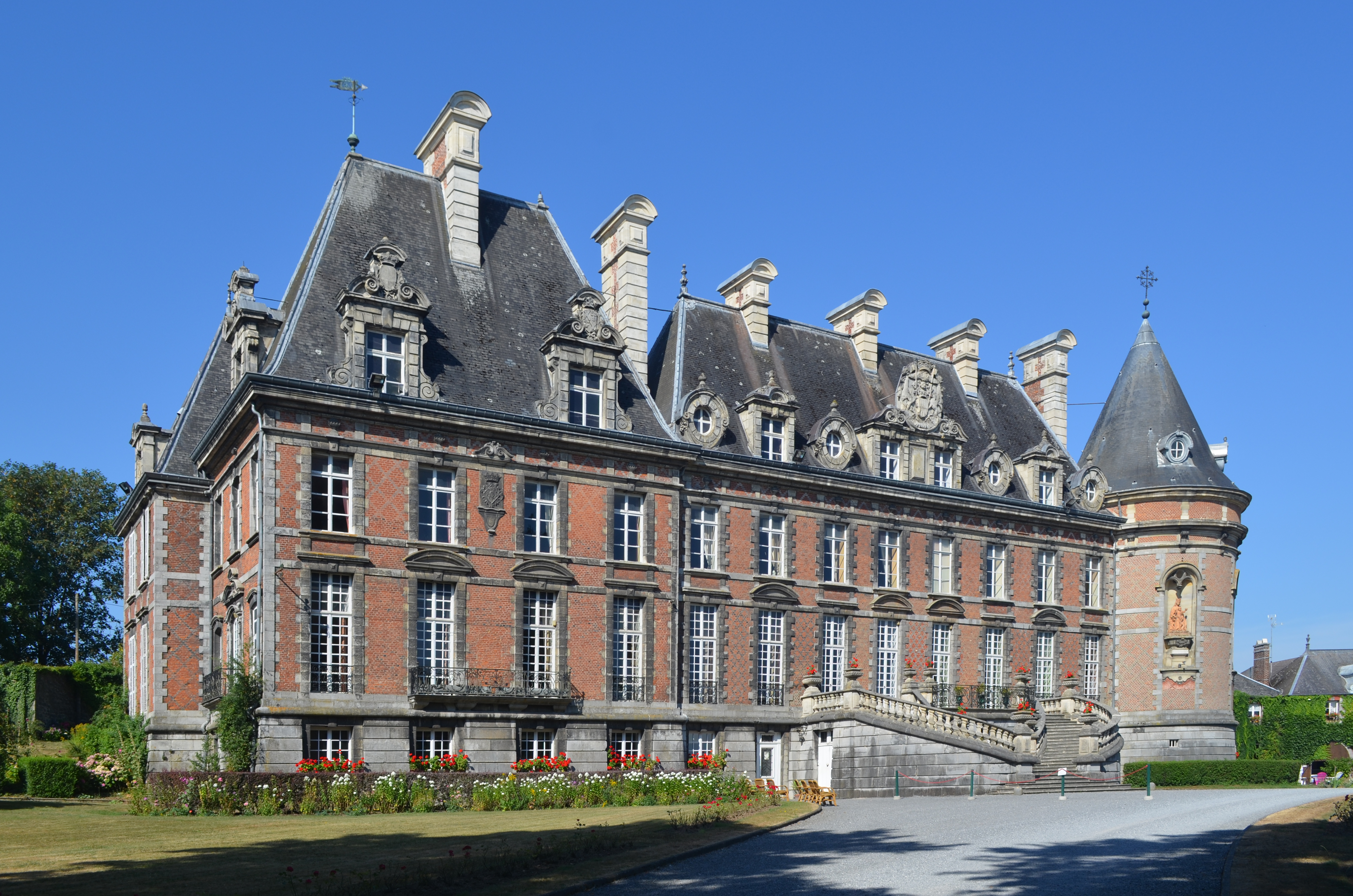 Château de Trélon***  France Hauts-de-France Nord Trélon 59132