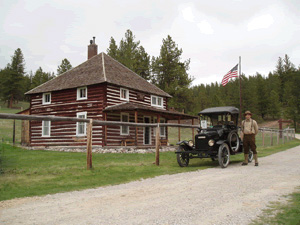 File:Circa2005 JudithStaModelTFord&Ranger (14244994573).jpg