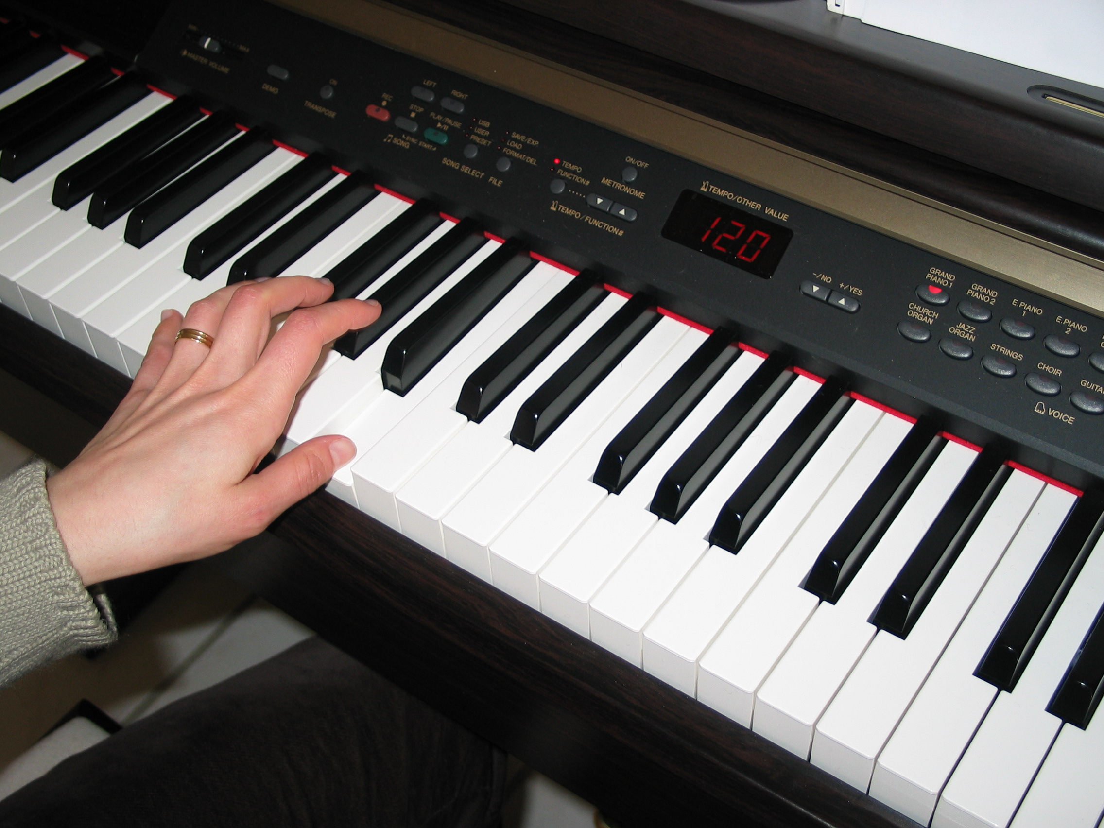 Clavinova — Wikipédia