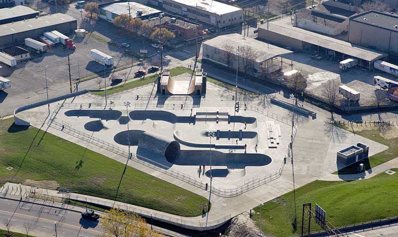 File:Extreme park aerial.jpg