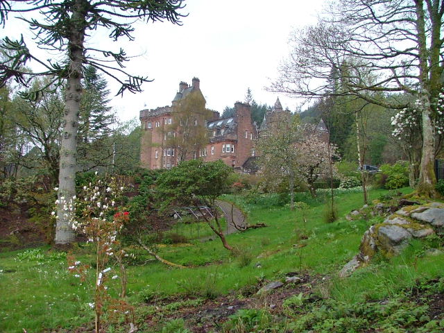 Small picture of Glenborrodale Castle courtesy of Wikimedia Commons contributors