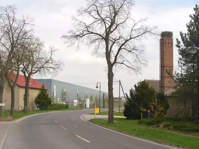 File:Gross Machnow - Mittenwalder Strasse - geo.hlipp.de - 35259.jpg