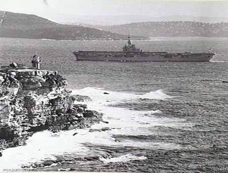 File:HMAS Sydney arrival 1949.jpg