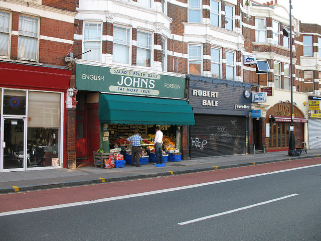 File:Johns - geograph.org.uk - 201217.jpg