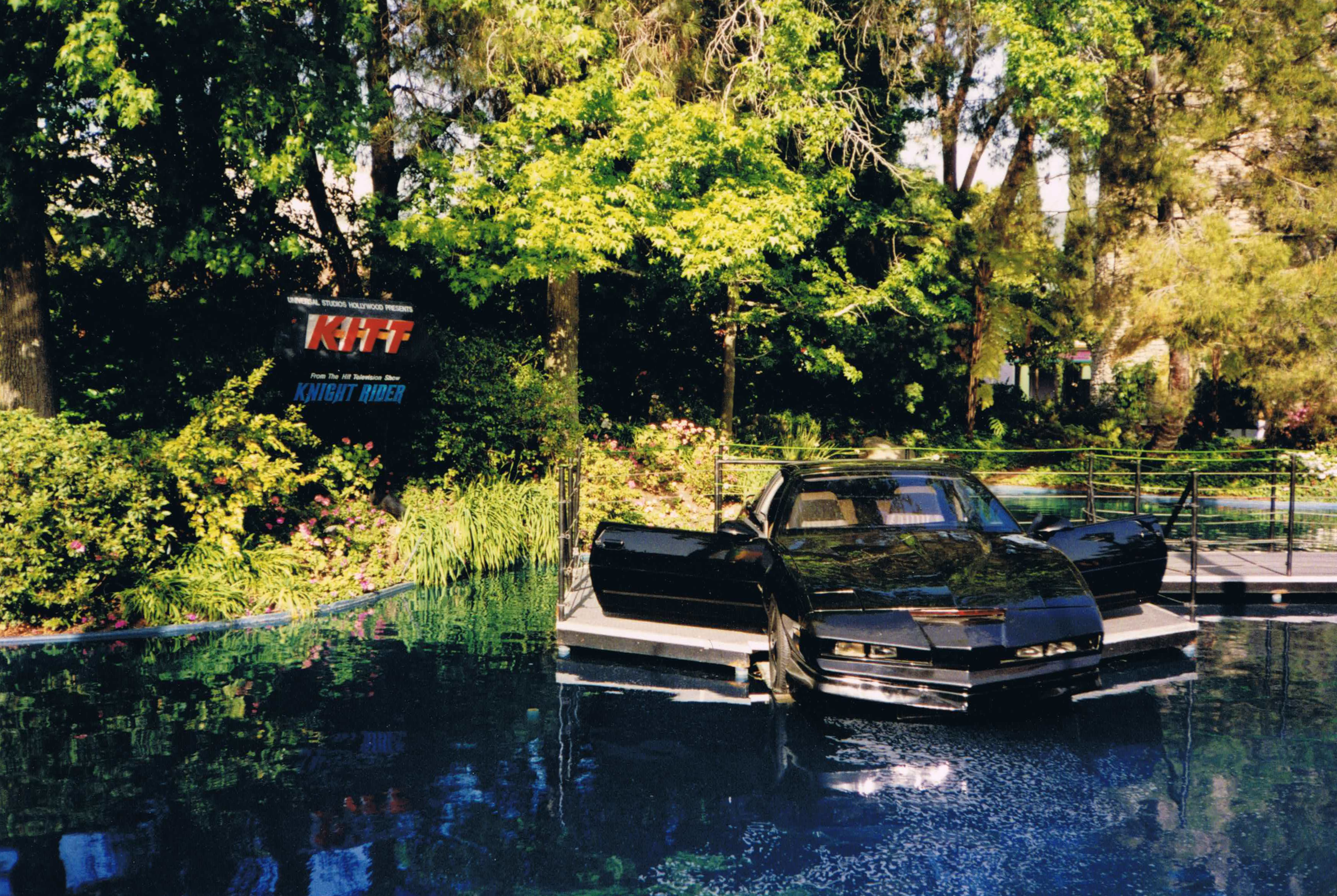 Jay Leno Drives Knight Rider's KITT