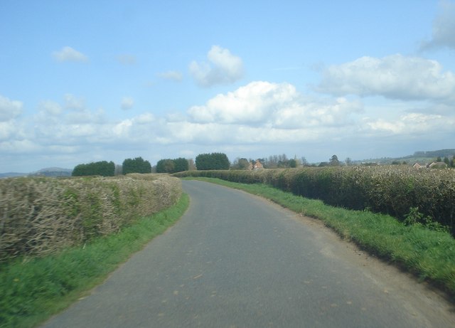 File:Lane to Dymock - geograph.org.uk - 770964.jpg